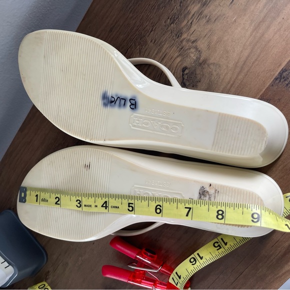 Coach Dorann Wedge Thong Flip Flops Sandals 8 Cream Colorful Logo - Picture 5 of 14